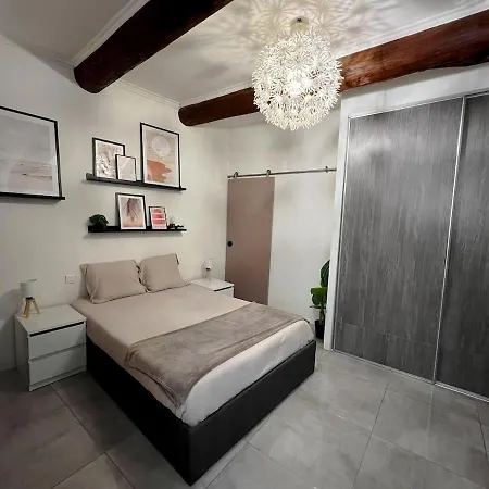 Apartment Cozy Centre - Plaza Nemausus Nimes