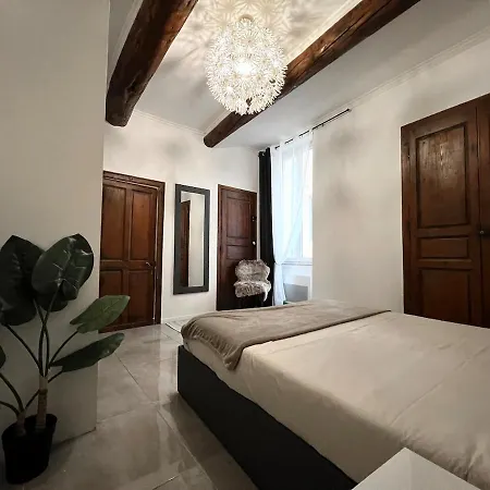 Cozy Centre - Plaza Nemausus Apartment