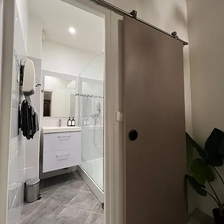 Cozy Centre - Plaza Nemausus Apartment *